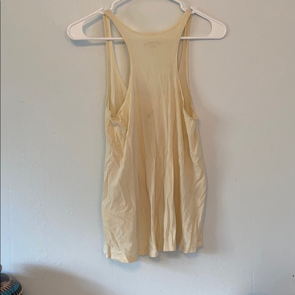 Tank - Picture 4 of 5